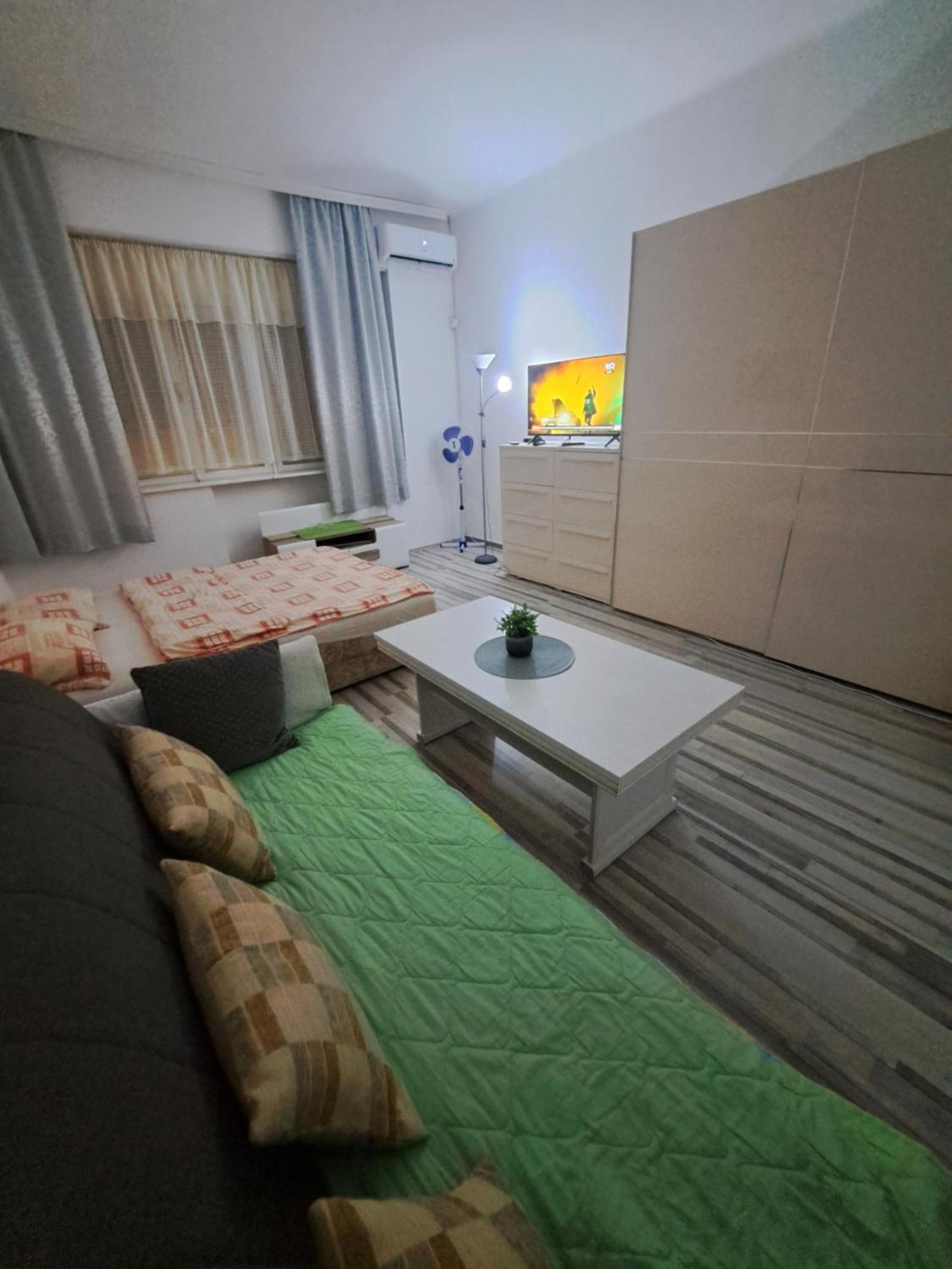 Apartment Capital Town Vk 14 Novi Sad Exterior photo